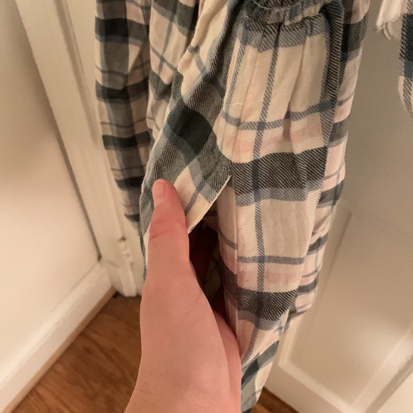 Madewell Lucie elbow-sleeve smocked mini dress in plaid - Picture 4 of 12